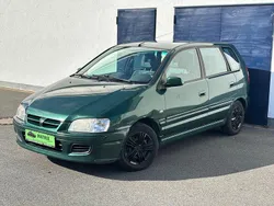 Grün Gebraucht 2001 Mitsubishi Space Star Van / Kleinbus | 1.700 € (Fairer Preis)
