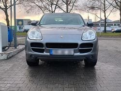 Grau Gebraucht 2005 Porsche Cayenne SUV | 6.450 € (Guter Preis)