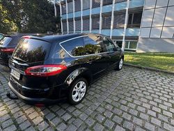 Schwarz Gebraucht 2014 Ford S-MAX Titanium Van / Kleinbus | 8.600 € (Fairer Preis)