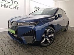 Blau Gebraucht 2024 BMW iX Sport Line SUV | 50.890 € (Guter Preis)