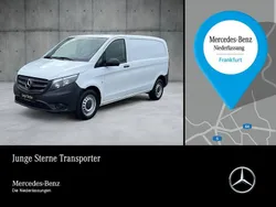 Weiß Gebraucht 2022 Mercedes Vito Van / Kleinbus | 24.371 € (Superpreis)