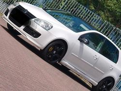 Weiß Gebraucht 2008 VW Golf V Limousine | 6.000 €