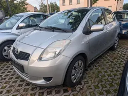 Silber Gebraucht 2006 Toyota Yaris Sol Kleinwagen | 4.790 € (Etwas zu teuer)