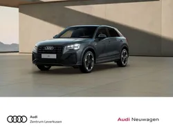 Gletscherweiss Gebraucht 2024 Audi Q2 Comfort SUV | 42.480 €
