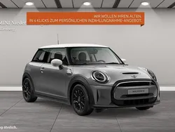 Grau Gebraucht 2022 Mini Cooper SE Kleinwagen | 18.990 € (Etwas zu teuer)