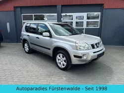 Silber Gebraucht 2008 Nissan X-Trail SE SUV | 7.650 € (Etwas zu teuer)