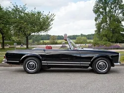 Schwarz Gebraucht 1968 Mercedes 250 Cabrio | 79.000 €