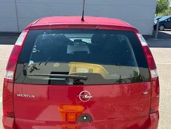 Rot Gebraucht 2005 Opel Meriva Edition Van / Kleinbus | 2.500 € (Fairer Preis)