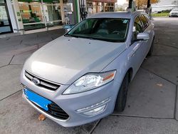 Grau Gebraucht 2013 Ford Mondeo Titanium Kombi | 3.800 €