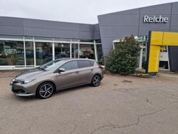 Gray (grau) Gebraucht 2017 Toyota Auris Hybrid Edition-S Limousine | 12.990 € (Fairer Preis)