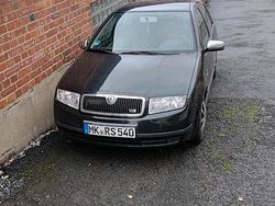 Schwarz Gebraucht 2002 Skoda Fabia Kleinwagen | 1.700 € (Teuer)