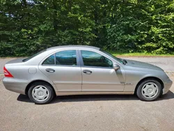 Silber Gebraucht 2003 Mercedes C180 Classic Limousine | 2.500 € (Guter Preis)