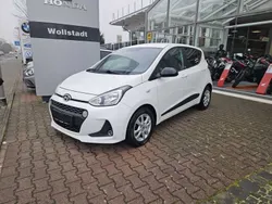 Weiß Gebraucht 2018 Hyundai i10 Passion Plus Kleinwagen | 8.890 € (Fairer Preis)