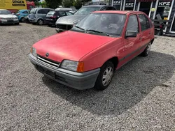 Rot Gebraucht 1991 Opel Kadett Limousine | 1.890 €