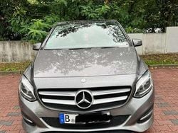 Gebraucht 2015 Mercedes B200 Urban Van / Kleinbus | 13.000 € (Fairer Preis)