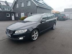 Grau Gebraucht 2015 Volvo V70 Inscription Kombi | 8.900 € (Superpreis)