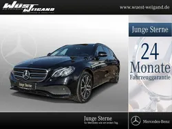 Schwarz Gebraucht 2020 Mercedes E220 Avantgarde Limousine | 36.490 € (Fairer Preis)