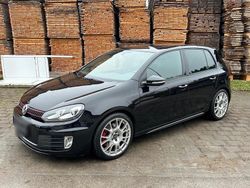 Schwarz Gebraucht 2008 VW Golf VI GTI Kleinwagen | 8.700 €