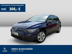 Blau Gebraucht 2023 VW Golf VIII Life Limousine | 25.890 € (Fairer Preis)