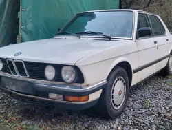 Weiß Gebraucht 1984 BMW 524 Limousine | 2.500 €
