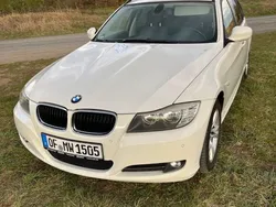 Weiß Gebraucht 2009 BMW 318 Kombi | 4.500 € (Guter Preis)