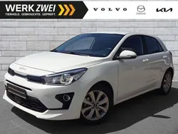 (ud) schneeweiss Gebraucht 2022 Kia Rio Vision Limousine | 13.490 € (Fairer Preis)