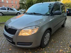 Silber Gebraucht 2007 Skoda Roomster Kombi | 1.299 €
