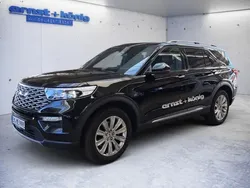 Agate black metallic Gebraucht 2023 Ford Explorer Hybrid Platinum SUV | 62.490 € (Teuer)
