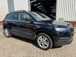 Schwarz Gebraucht 2021 Skoda Karoq Ambition SUV | 11.900 €