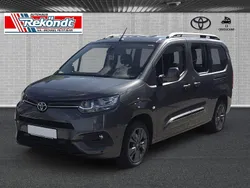 Grau Gebraucht 2021 Toyota Proace Verso City Kombi | 25.990 € (Etwas zu teuer)
