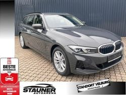 Grau Gebraucht 2024 BMW 318 Kombi | 30.300 € (Guter Preis)