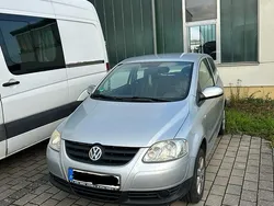 Silber Gebraucht 2006 VW Fox Kleinwagen | 2.400 € (Etwas zu teuer)