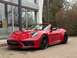 Rot Gebraucht 2024 Porsche 911 Carrera 4 Cabriolet Cabrio | 173.900 € (Etwas zu teuer)