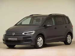 Uranograu Gebraucht 2023 VW Touran Comfortline Van / Kleinbus | 31.260 € (Fairer Preis)
