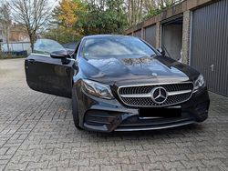 Schwarz Gebraucht 2018 Mercedes E200 AMG line Coupé | 31.300 € (Fairer Preis)