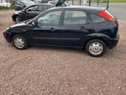 Blau Gebraucht 2004 Ford Focus Limousine | 350 € (Superpreis)
