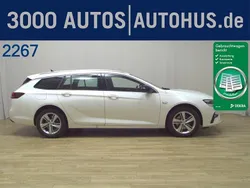 Weiss Gebraucht 2022 Opel Insignia Business Kombi | 16.980 € (Superpreis)