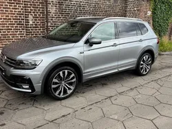 Grau Gebraucht 2019 VW Tiguan Allspace SUV | 33.000 € (Etwas zu teuer)