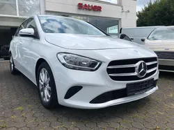 Silber Gebraucht 2019 Mercedes B220 Van / Kleinbus | 16.990 € (Guter Preis)