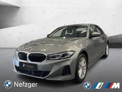 Grau Gebraucht 2024 BMW 318 Sport Line Limousine | 36.500 € (Fairer Preis)