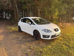 Weiß Gebraucht 2011 Seat Leon FR Limousine | 6.499 € (Fairer Preis)