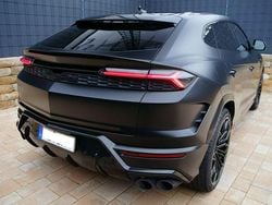 Schwarz Gebraucht 2025 Lamborghini Urus SUV | 329.890 € (Guter Preis)