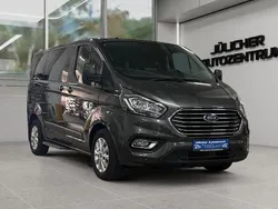 Grau Gebraucht 2018 Ford Tourneo Custom Van / Kleinbus | 27.990 € (Teuer)