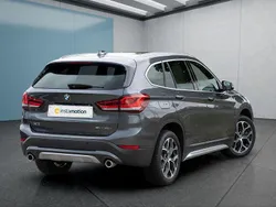 Grau Gebraucht 2022 BMW X1 SUV | 33.099 € (Etwas zu teuer)