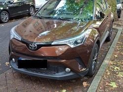 Braun Gebraucht 2017 Toyota C-HR Lounge SUV | 16.900 € (Etwas zu teuer)