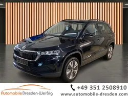 Schwarzmagic perleffekt Gebraucht 2024 Skoda Karoq Executive SUV | 28.980 € (Guter Preis)