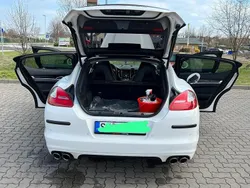 Weiß Gebraucht 2012 Porsche Panamera Limousine | 35.200 €