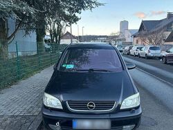 Schwarz Gebraucht 2001 Opel Zafira Van / Kleinbus | 500 € (Guter Preis)