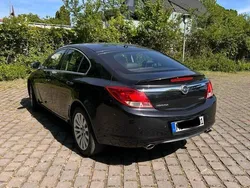 Schwarz Gebraucht 2010 Opel Insignia Limousine | 9.450 €