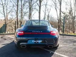 Porsche 911 Carrera 4